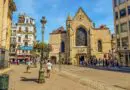 Une église transformée en salle d'escalade