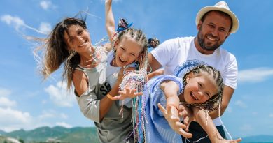 Vacances famille août 2026 : fuir les foules et trouver mieux